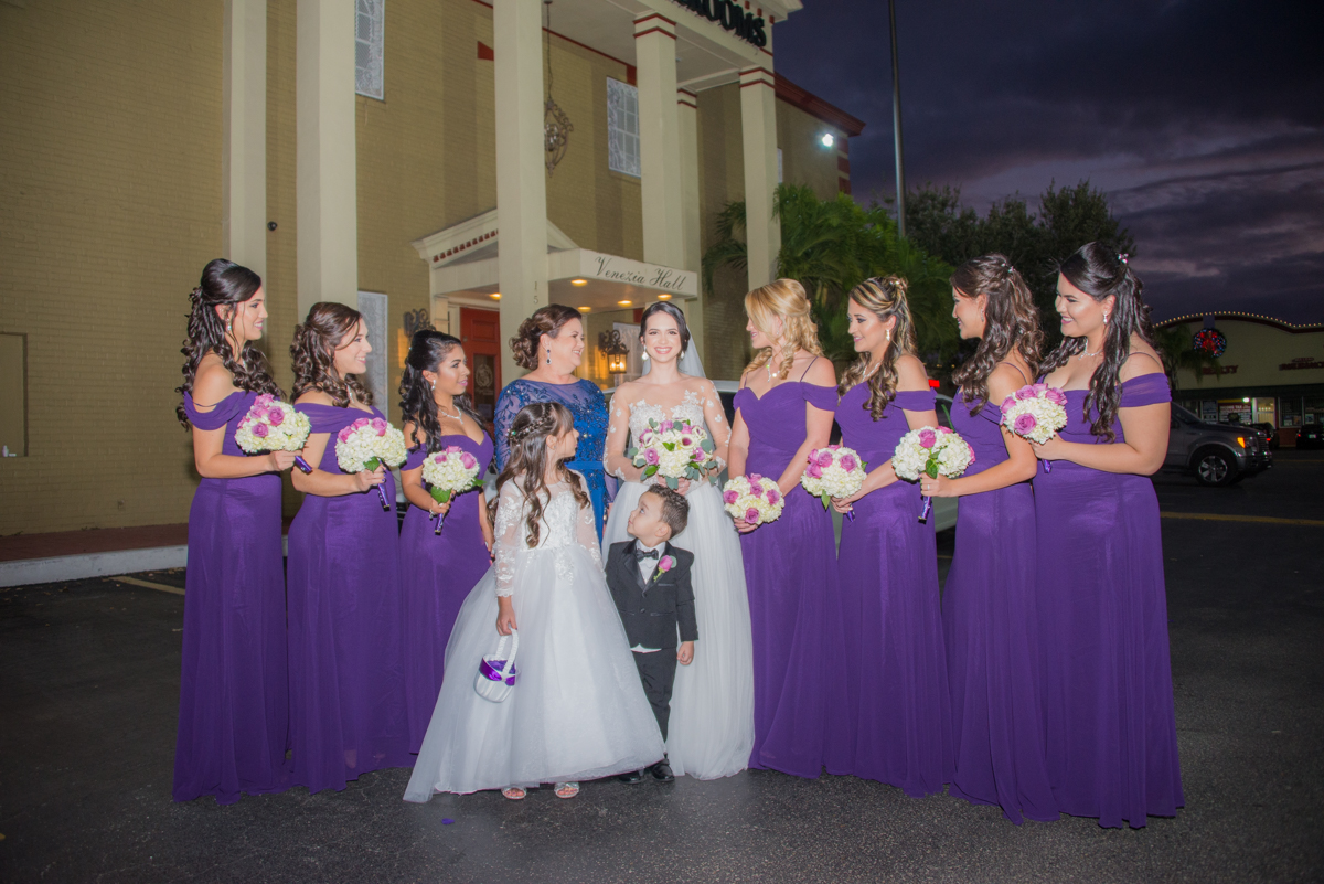 bride with bridesmaids 