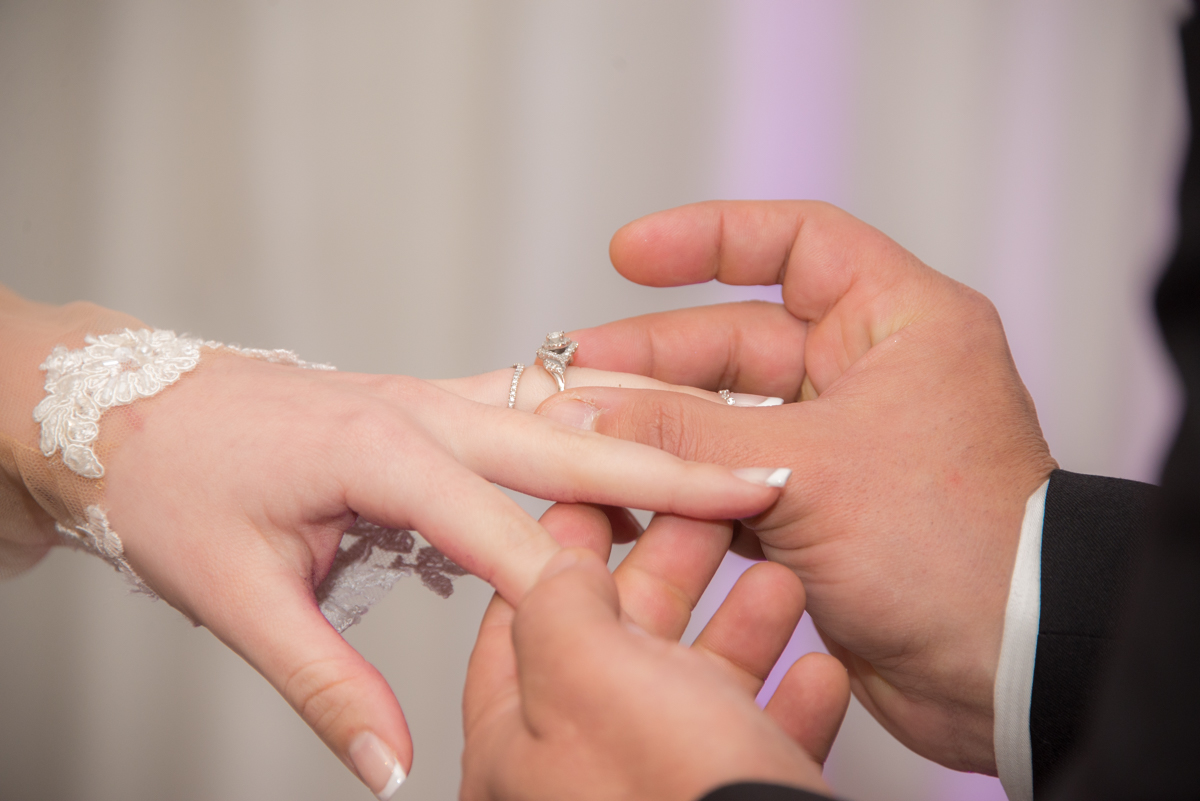 bride groom wedding ring